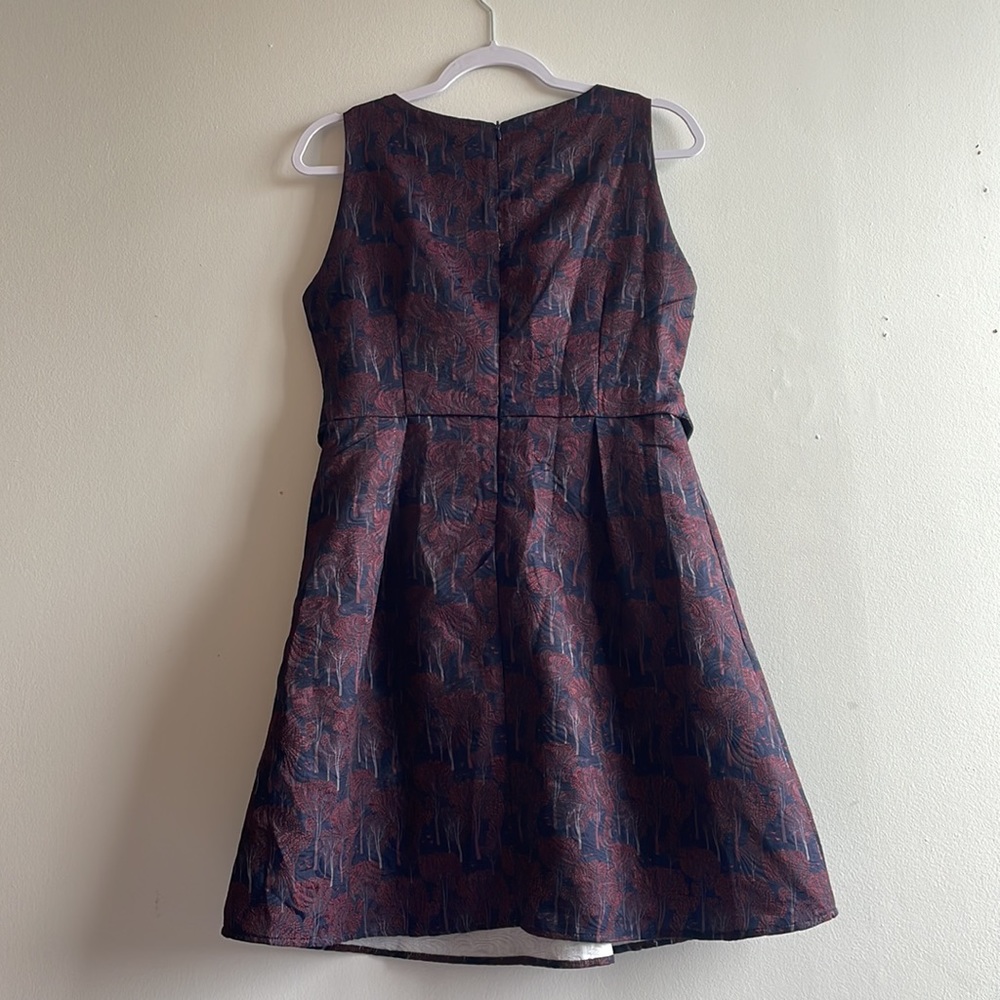 Gorgeous Tree Pattern Dress Medium . - Picture 4 of 7